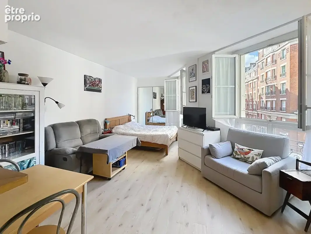Appartement à PARIS-10E