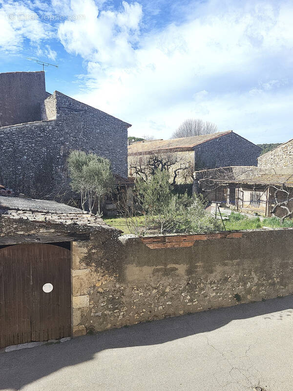 Maison à TAVERNES
