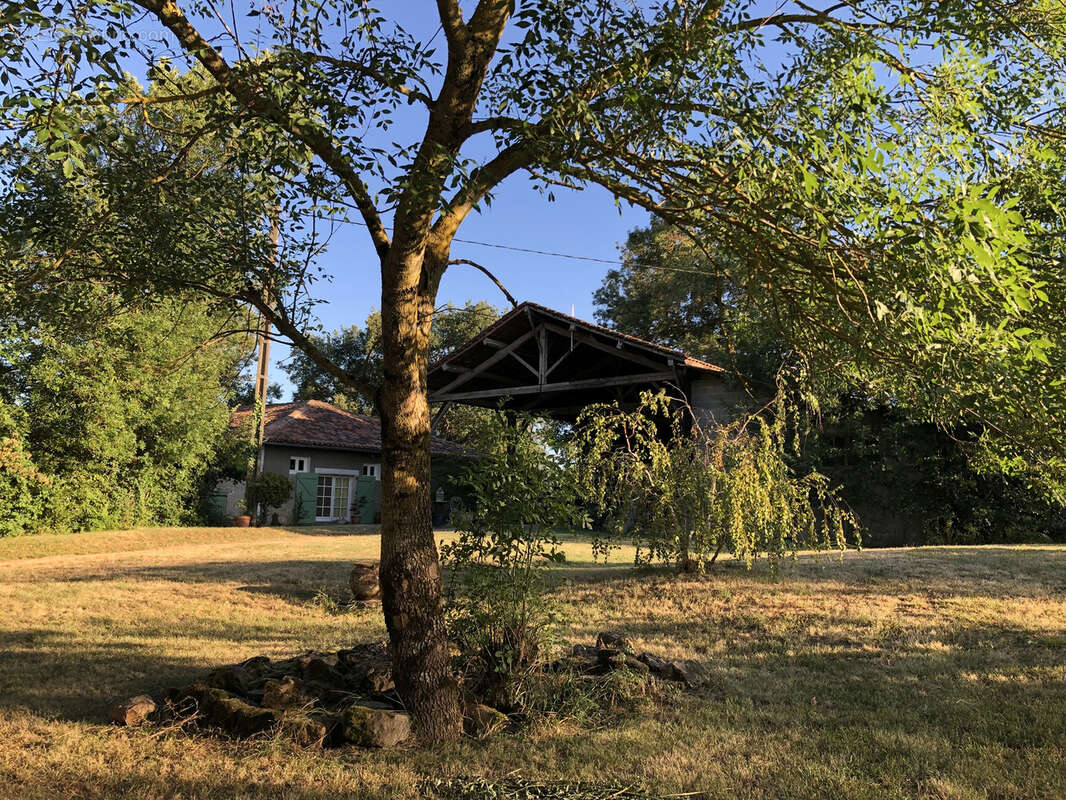 Maison de campagne avec dépendances - photo 23