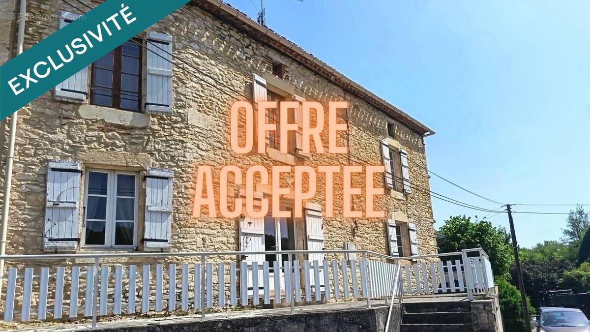 Photo 1 - Maison à CUZORN