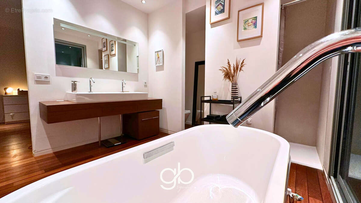 Maison à CASTELNAU-LE-LEZ