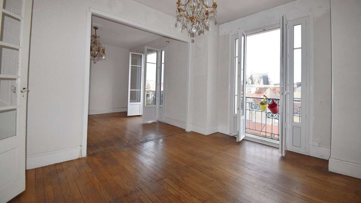 Appartement à VICHY