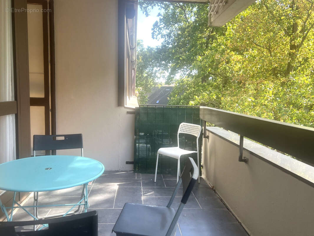 Appartement à vendre 5 pièces MERY SUR OISE (95) - photo 3