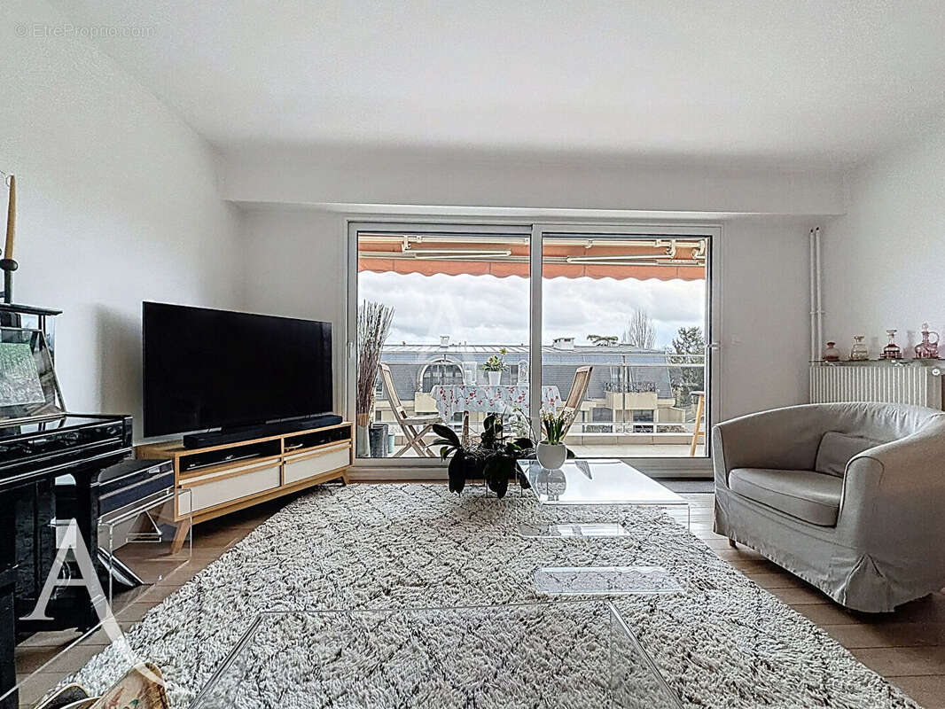 Appartement à GARCHES
