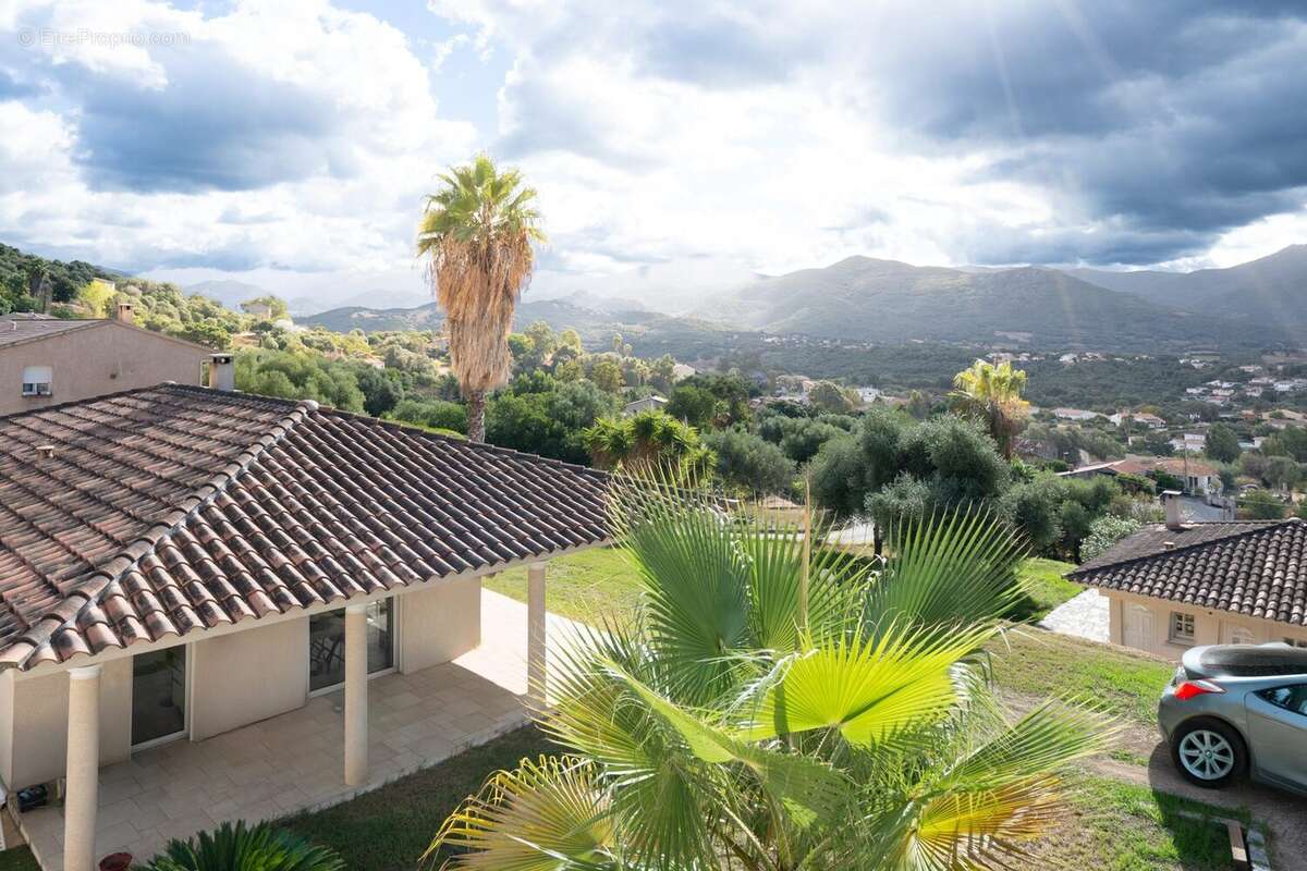 Maison à BASTELICACCIA