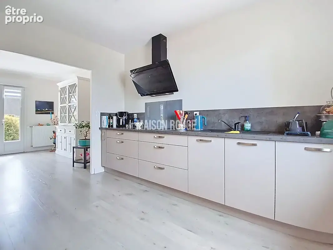 INVESTISSEMENT LOCATIF - Maison entièrement rénovée à proximité du Bourg de Ploufragan - Au calme en impasse - photo 5