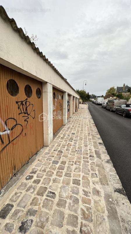 Parking à SUCY-EN-BRIE