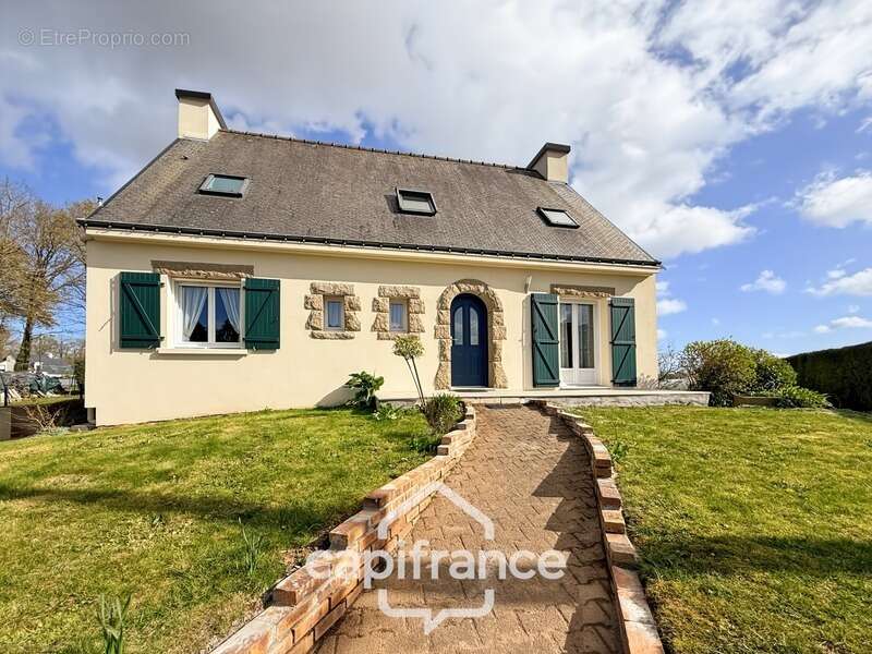 Maison à vendre 5 pièces BIEUZY LES EAUX (56) Maison familiale 4 chambres avec jardin – Pluméliau-Bieuzy - photo 22