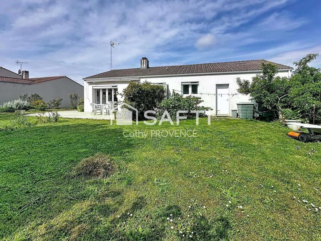 Photo 2 - Maison à LANDERONDE