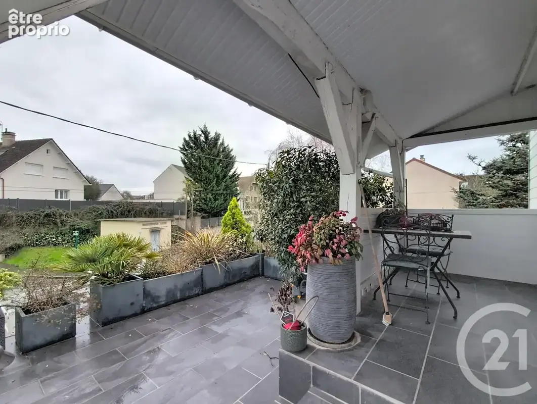 Maison 5 pièces 118 m² à vendre à Vaux-Le-Penil (77000) - photo 5