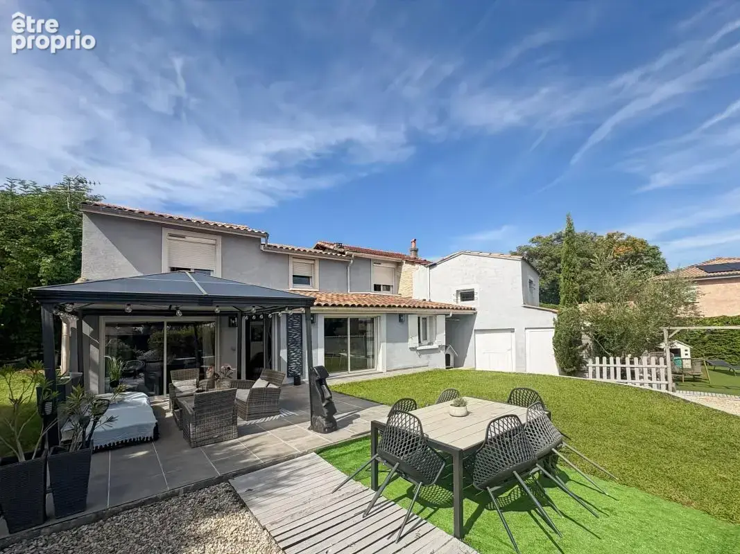 Maison familiale avec piscine et dépendances – Bourg-lès-Valence - photo 2