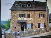Maison à OUROUX-SOUS-LE-BOIS-SAINTE-MARIE