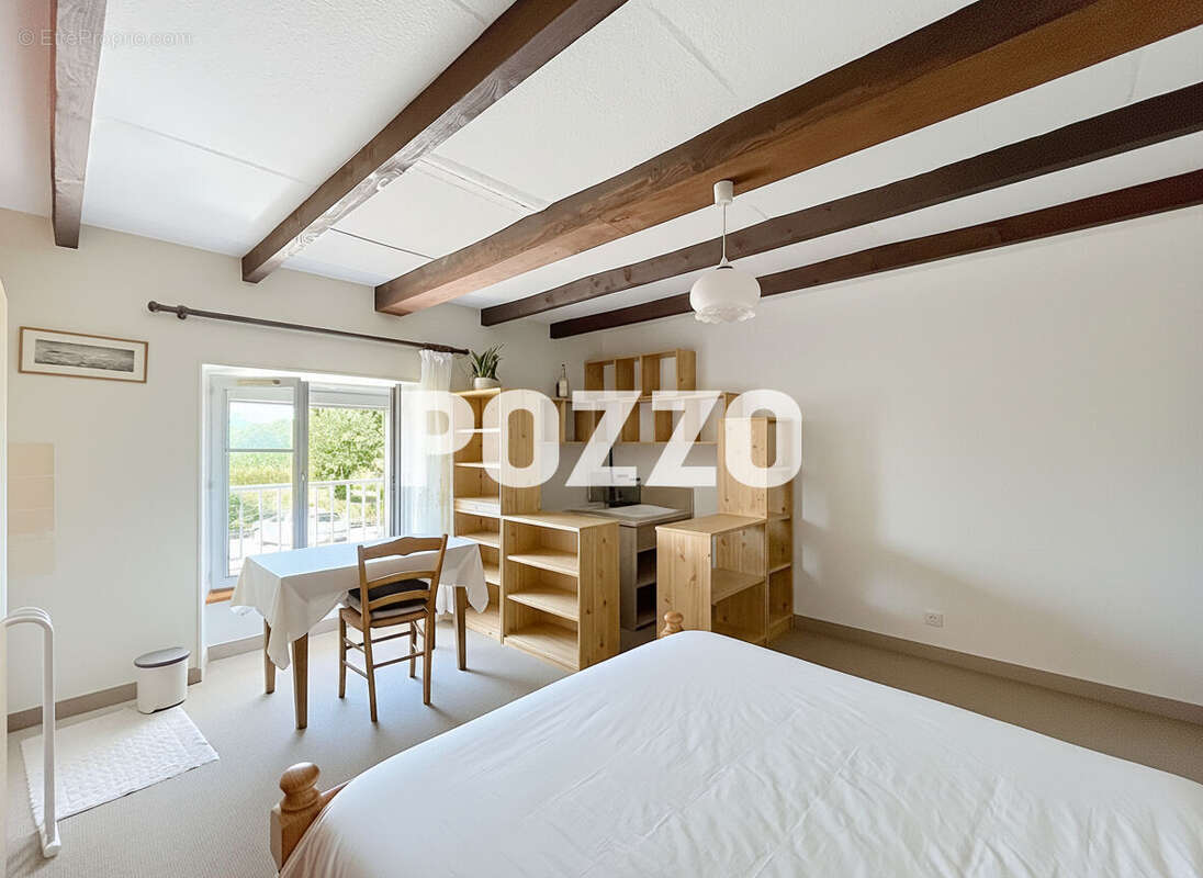 Maison Bricqueville Sur Mer (50290) 9 pièce(s) 180 m2 Terrain 18825 m² - photo 10