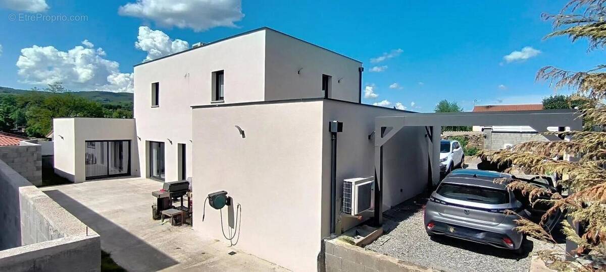 Photo 1 - Maison à SAINT-CHAMOND