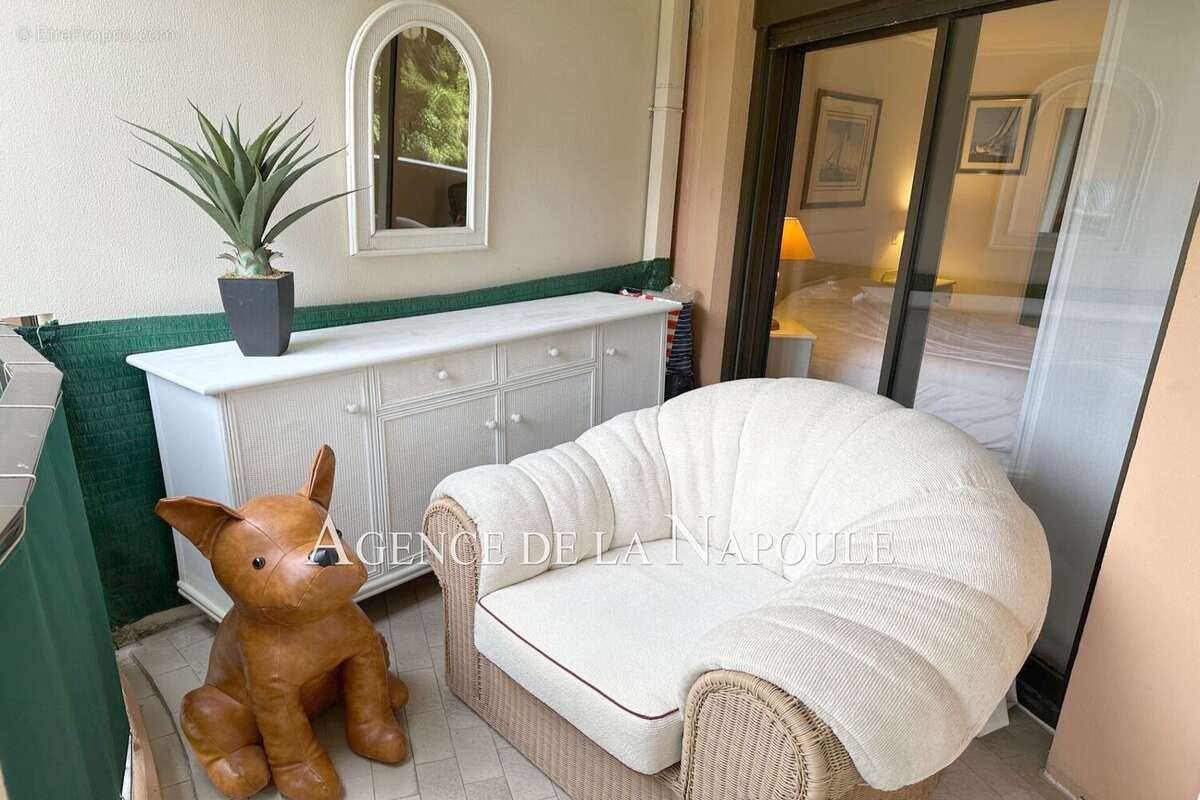 Appartement à MANDELIEU-LA-NAPOULE