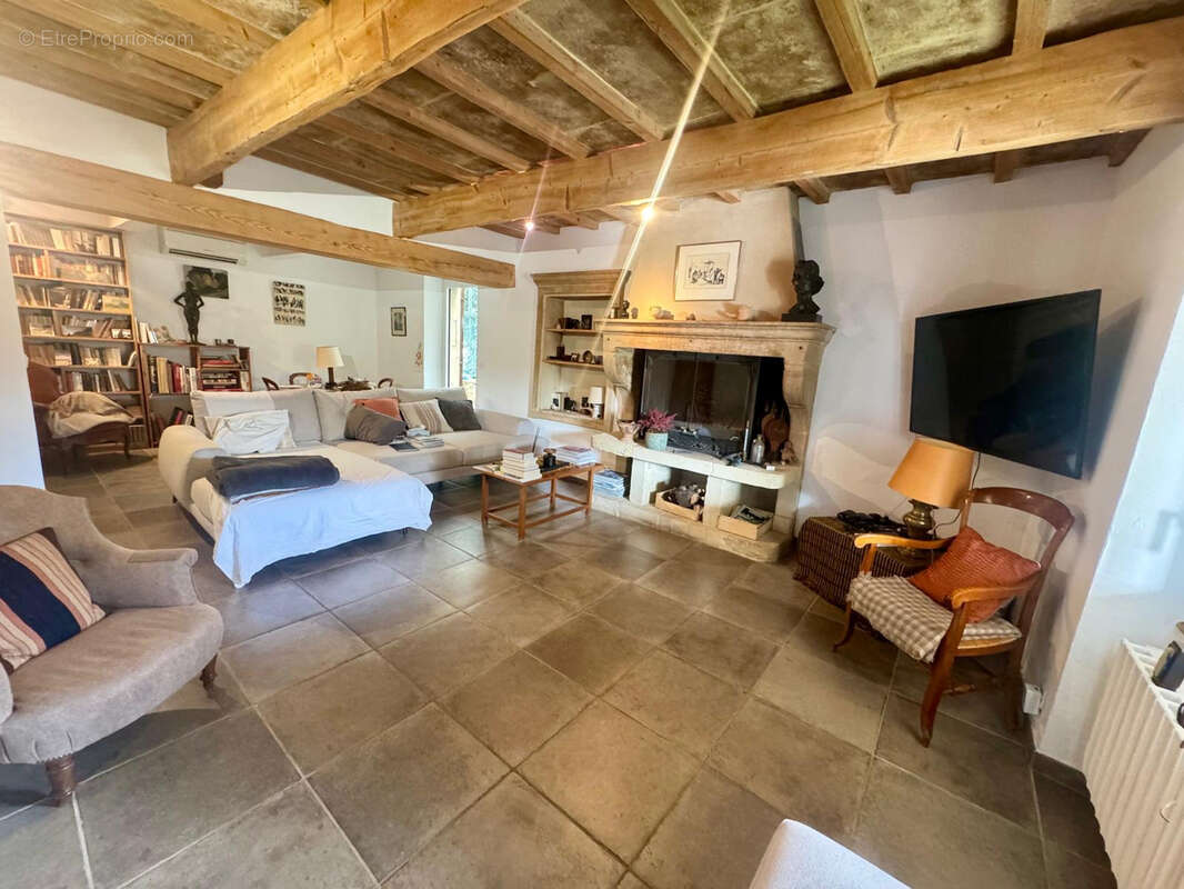 Maison à GRIGNAN
