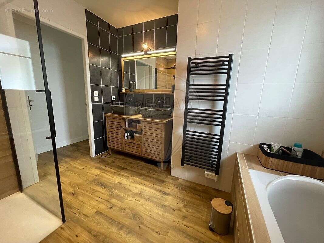 Maison à SAINT-PALAIS-SUR-MER