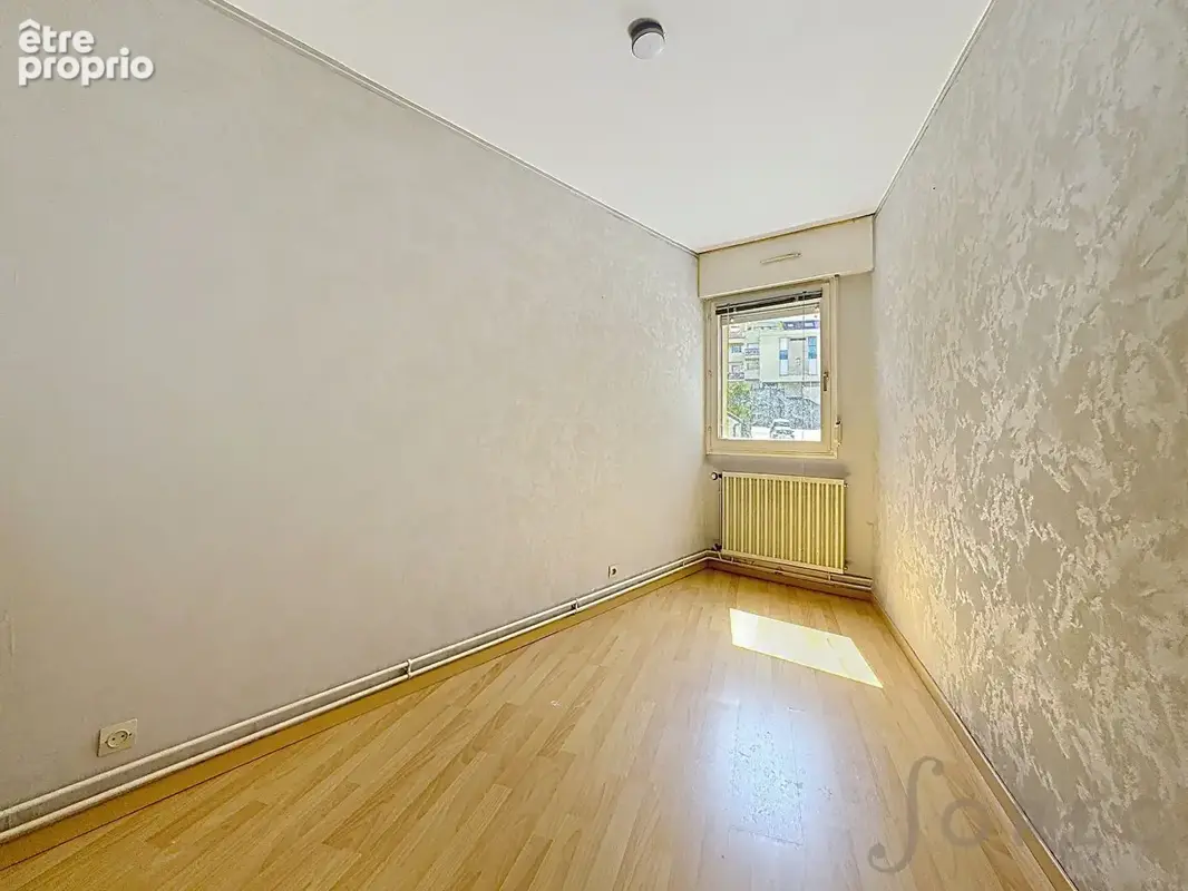 F4 de 84 m² avec 2 Balcons, Parking à Montigny-lès-Metz - photo 9
