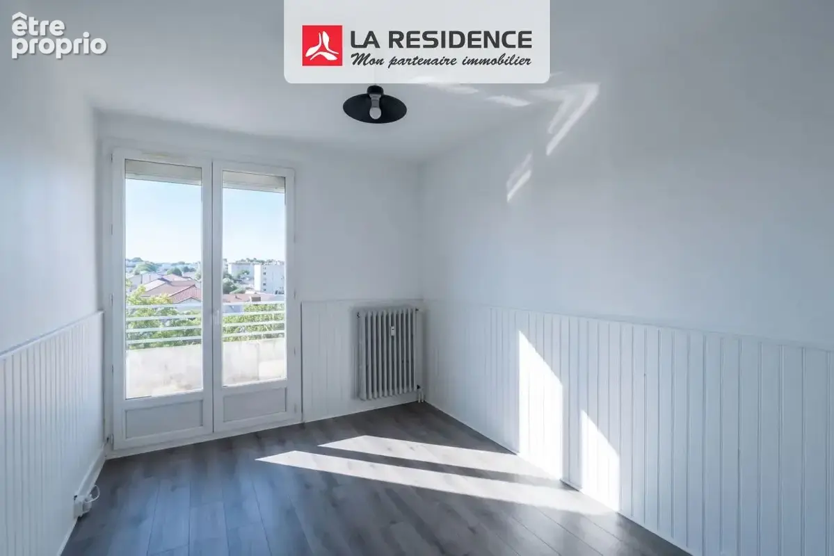 Appartement 79 m² à Valence  - photo 9