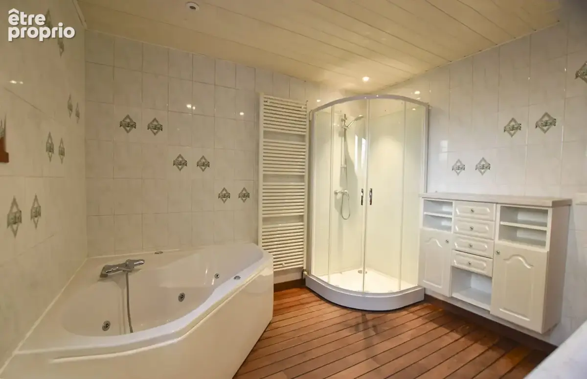 Maison 178 m2 quartier VELOTTE - Terrain 1680 m2 - photo 13