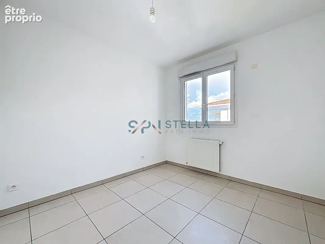 T4 dernier étage avec garage box, Idéal investissement locatif ! - photo 9