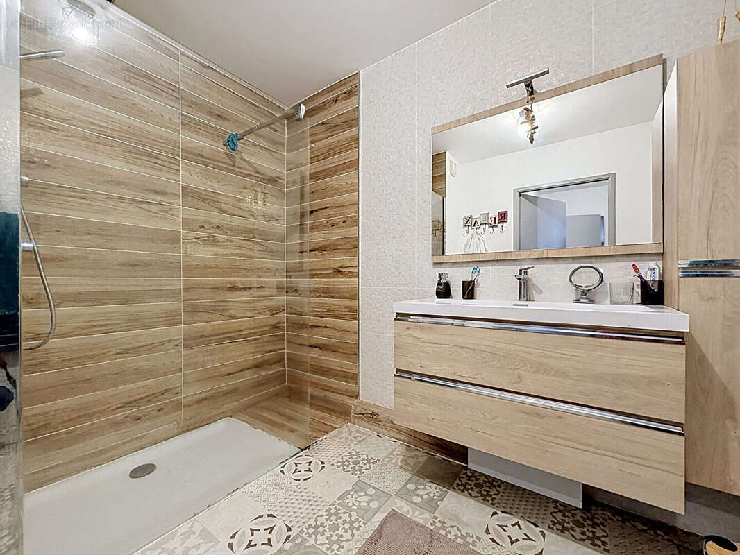 Appartement à MARSEILLE-13E