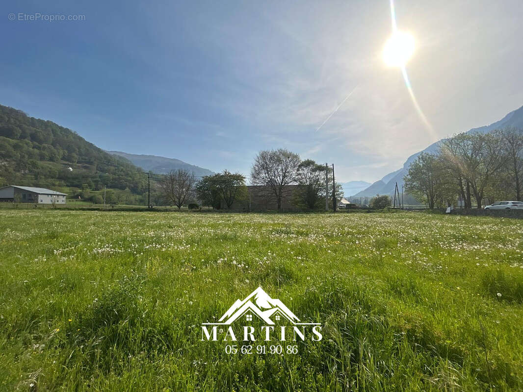 Terrain à LOURDES