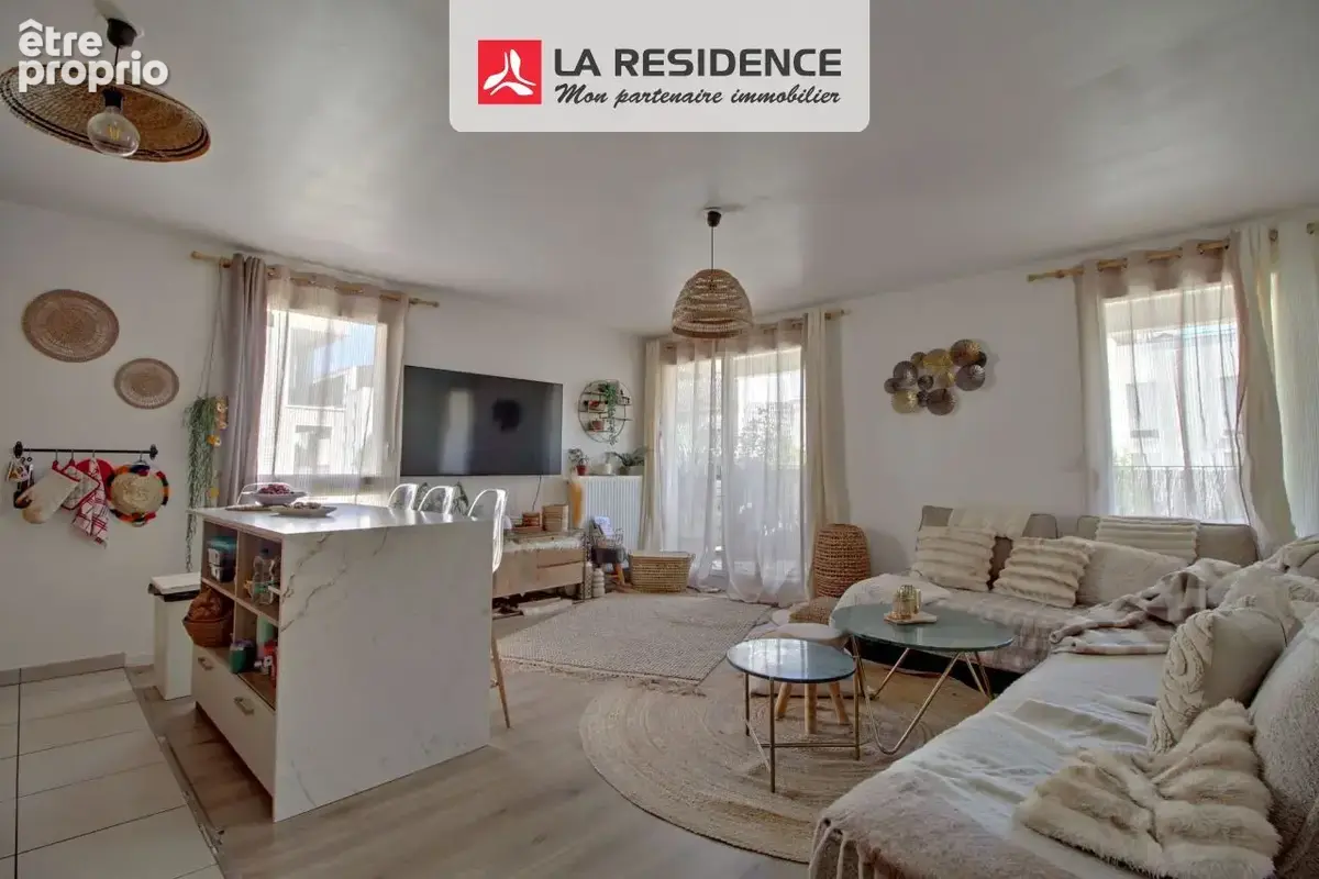Appartement 4 pièces 77 m² à vendre à Cergy (95800) - photo 4