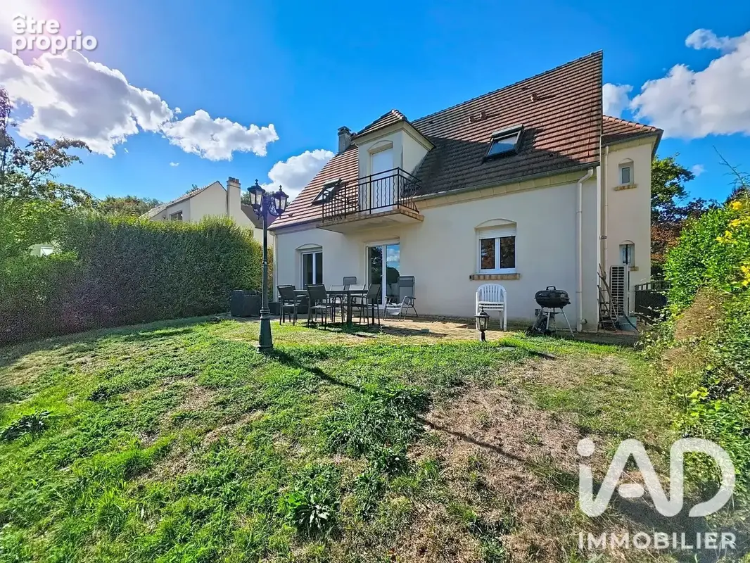 Photo 1 - Maison à SAINT-FARGEAU-PONTHIERRY