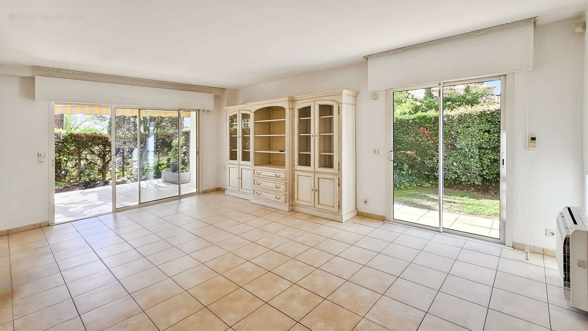 Appartement à SAINT-RAPHAEL