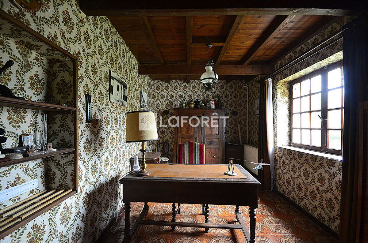 Maison à BOURG-SAINT-CHRISTOPHE