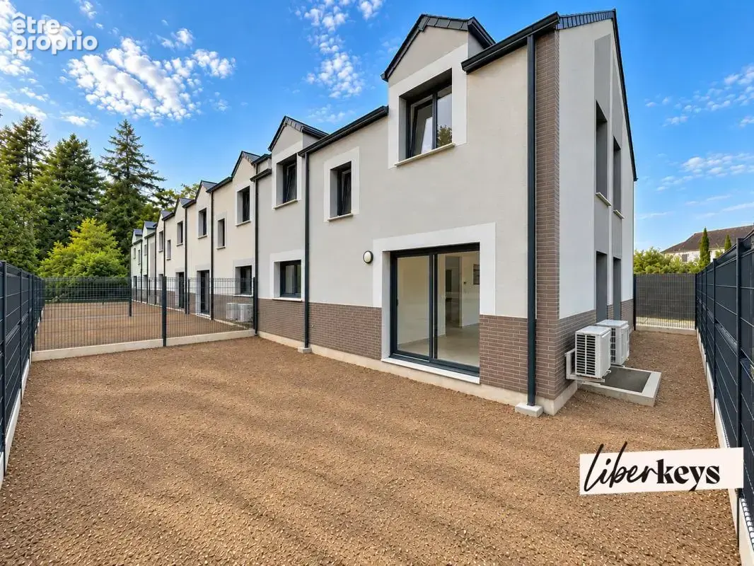 Maison neuve 3 chambres – Prestations haut de gamme – Saint-Cyr-en-Val (45590) - photo 11