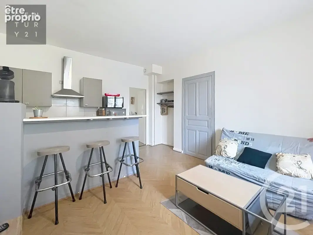 Appartement à SAINTE-SAVINE