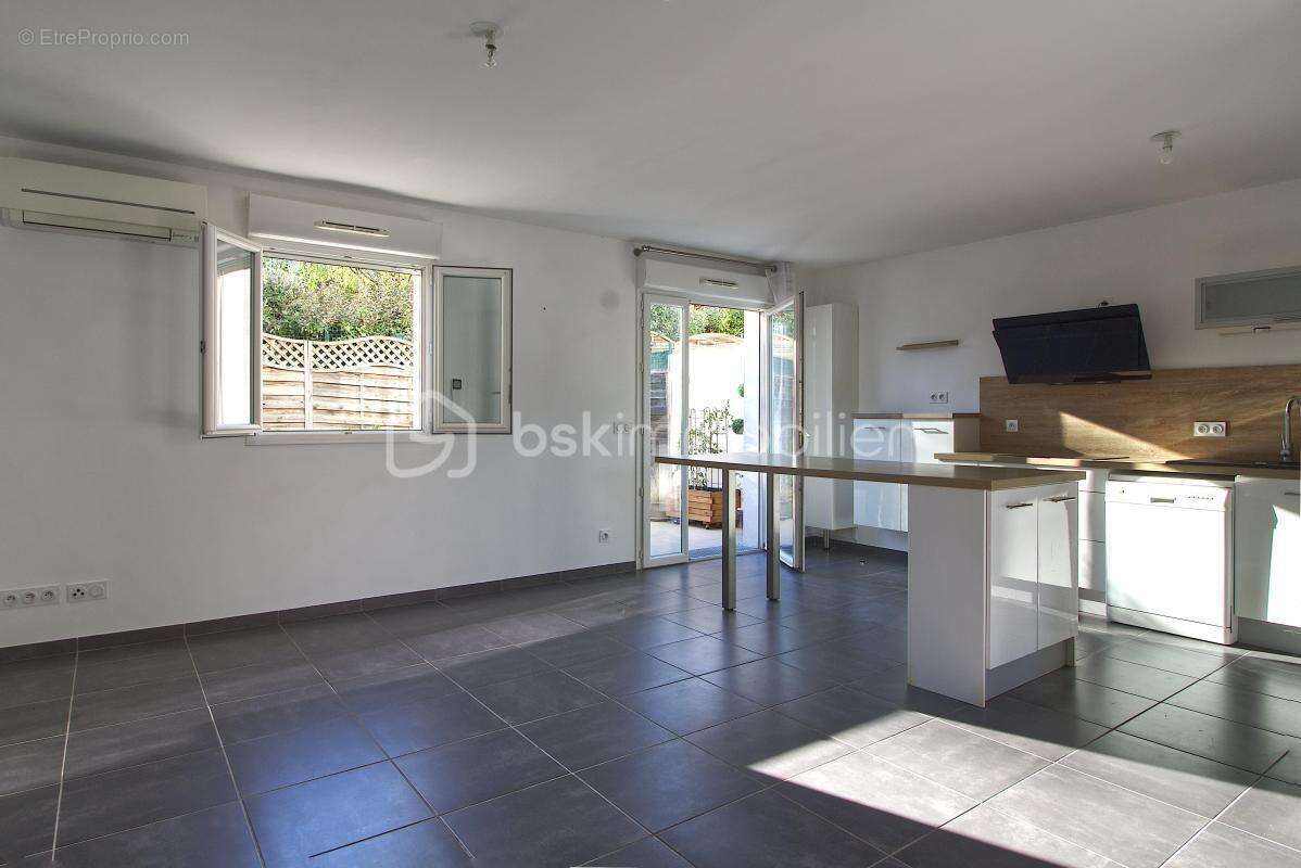 Appartement à CASTRIES