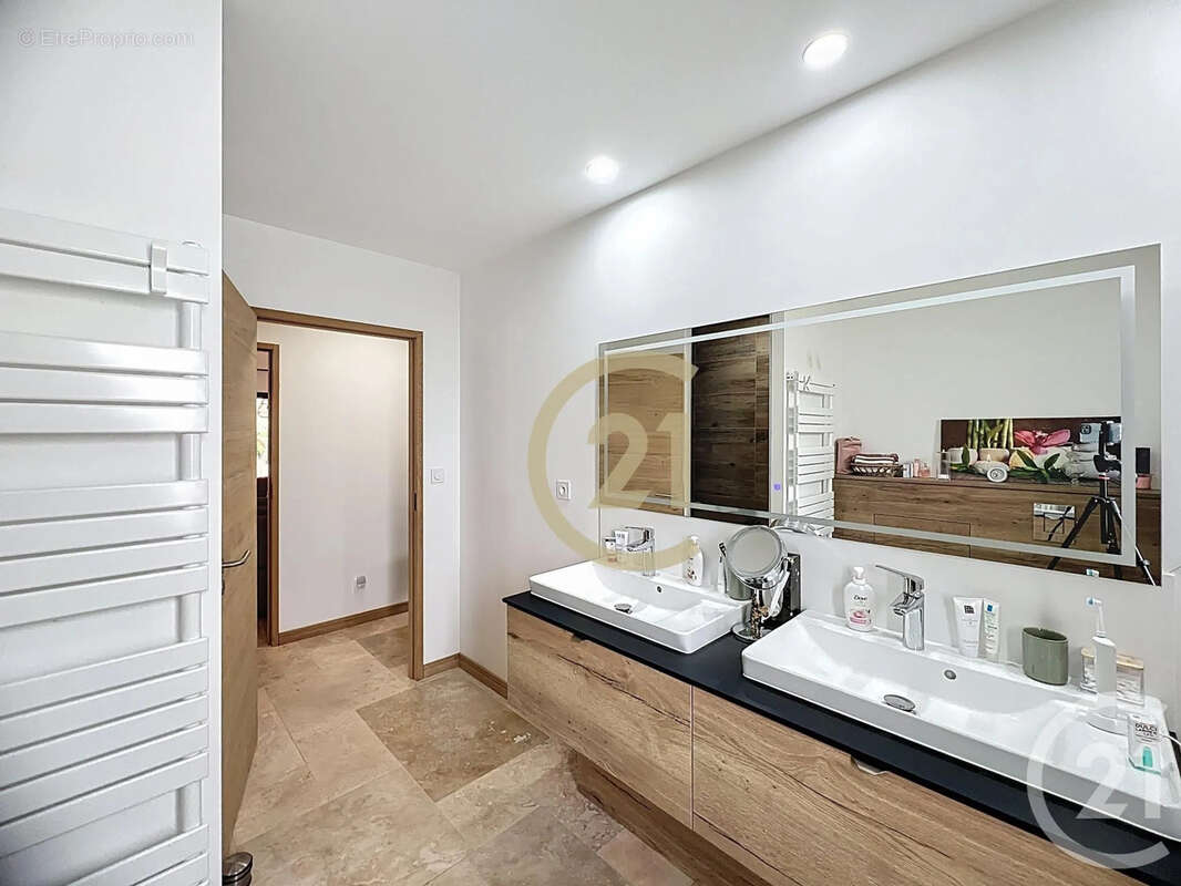 Maison à ARPAILLARGUES-ET-AUREILLAC