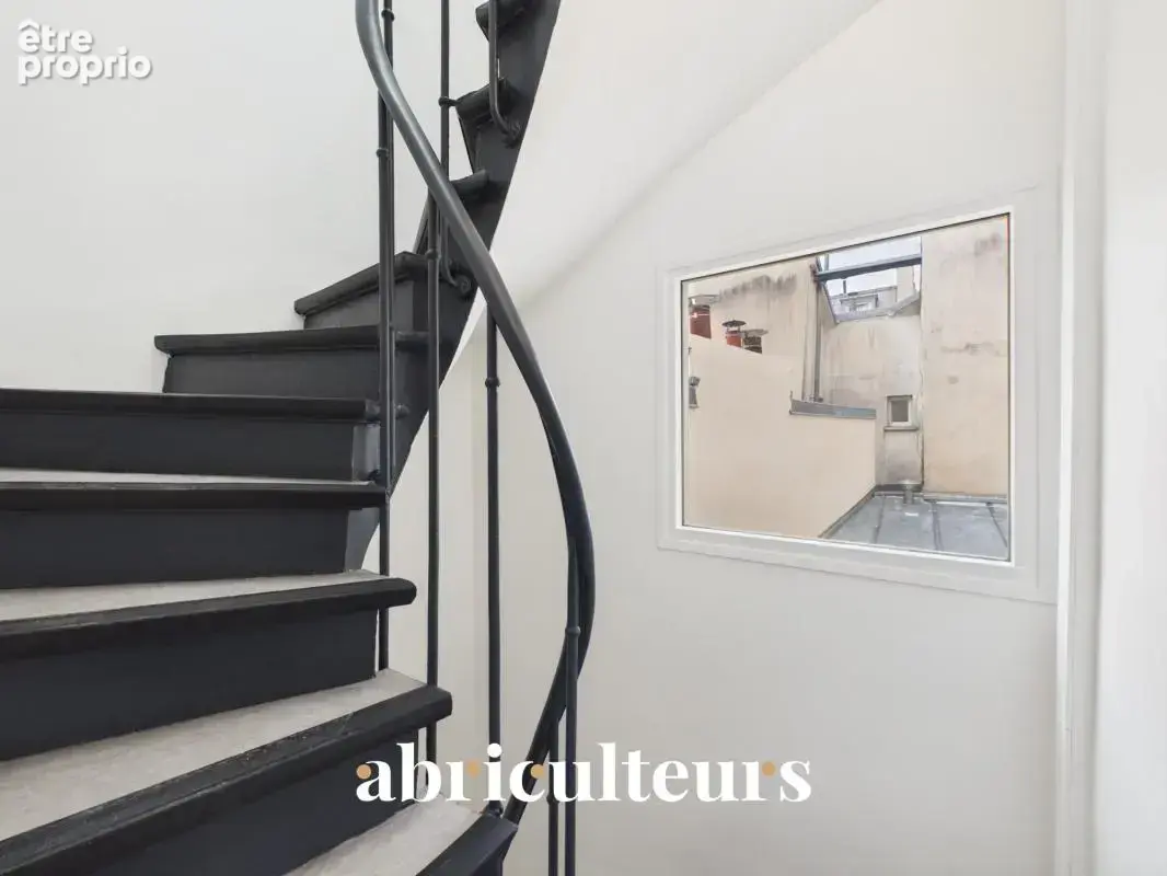 Charmant Appartement T2 rénové avec prestations de qualité dans le 18ème arrondissement - photo 19