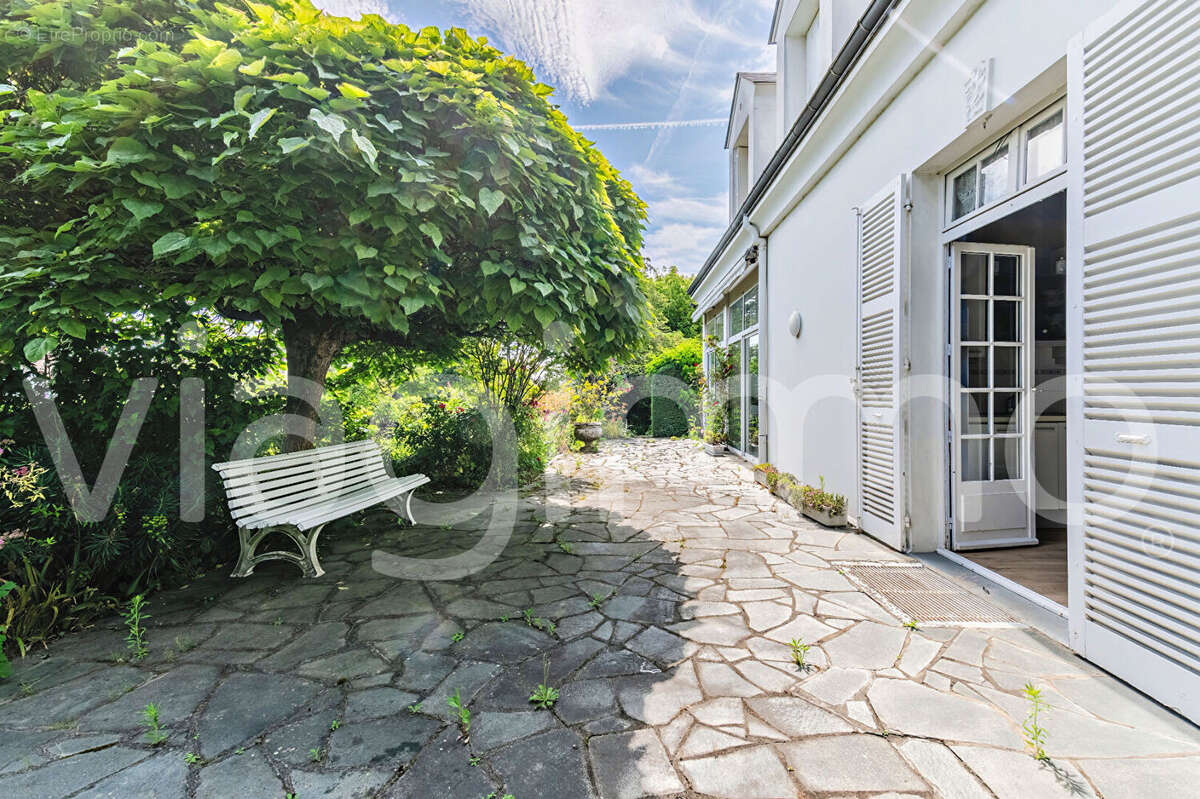 Maison à SAINT-PRIEST