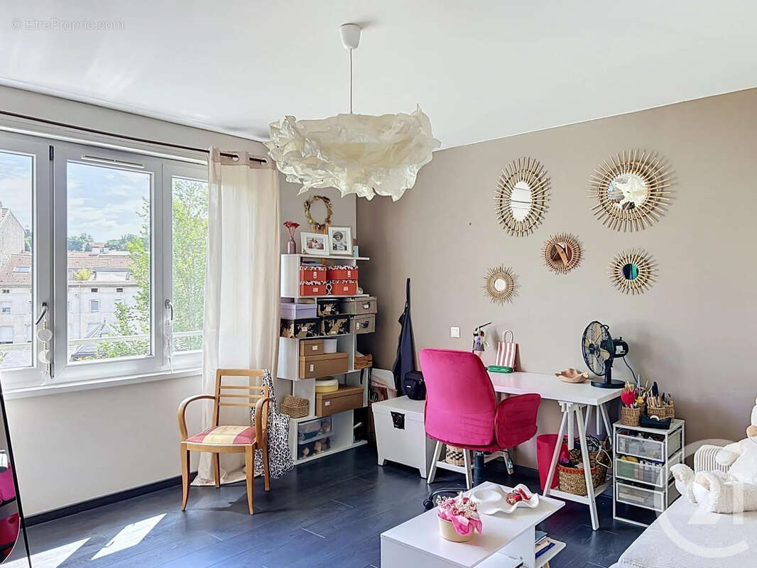 Appartement 166 m² à Epinal  - photo 12