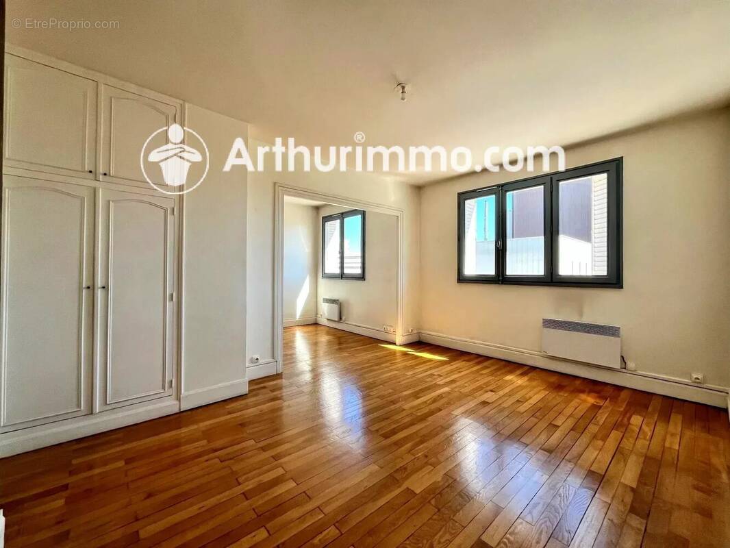 Appartement à LYON-8E