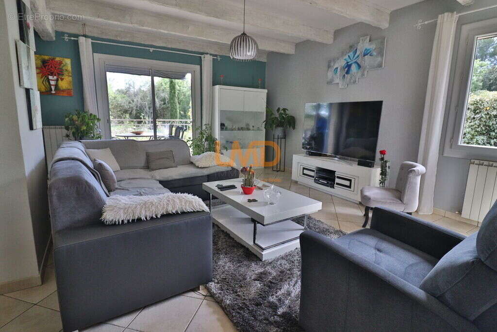 Maison à SAINT-MAXIMIN-LA-SAINTE-BAUME