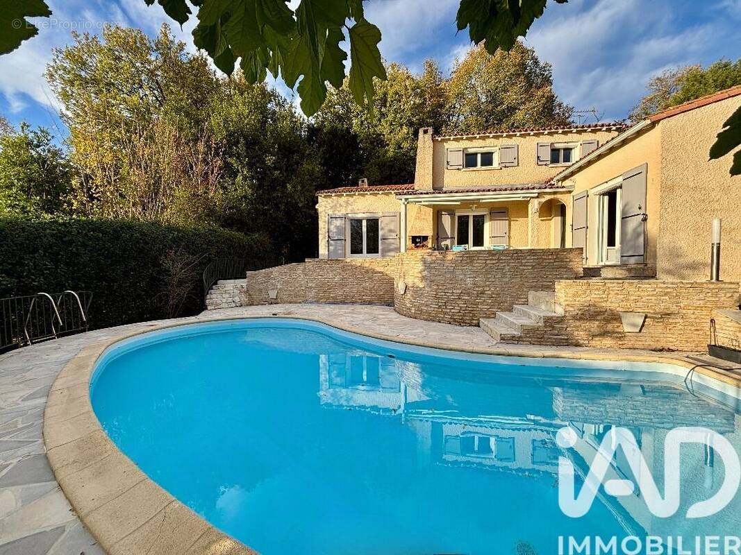 Photo 1 - Maison à SAINTES