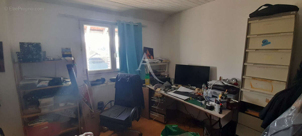 Appartement à HARDRICOURT