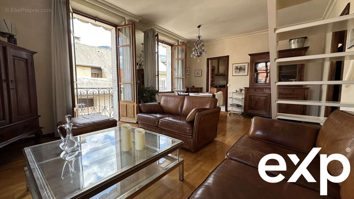 Appartement à AIX-LES-BAINS