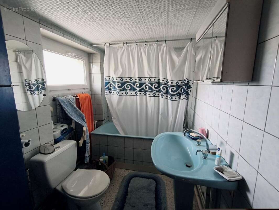 Maison à CHAMPSECRET