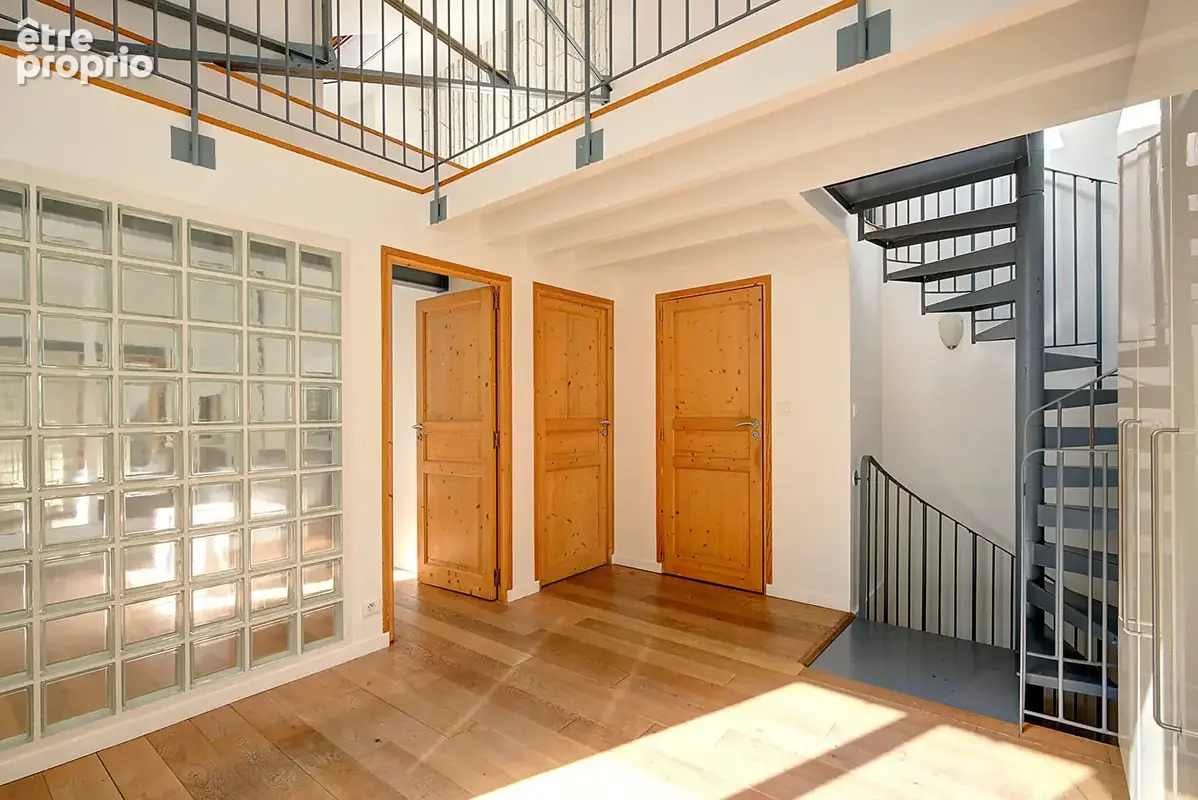 Ancienne imprimerie réhabilitée en maison au coeur du 18 eme - photo 11