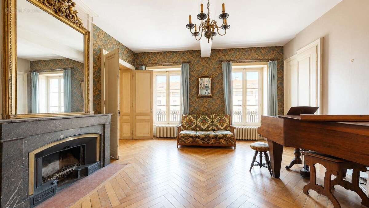 Appartement à LYON-5E