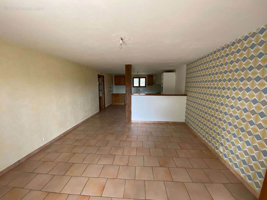 Maison à CHATEAURENARD