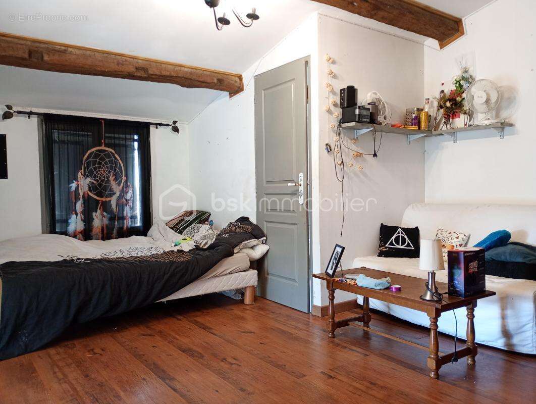 Maison à SAINT-TRINIT