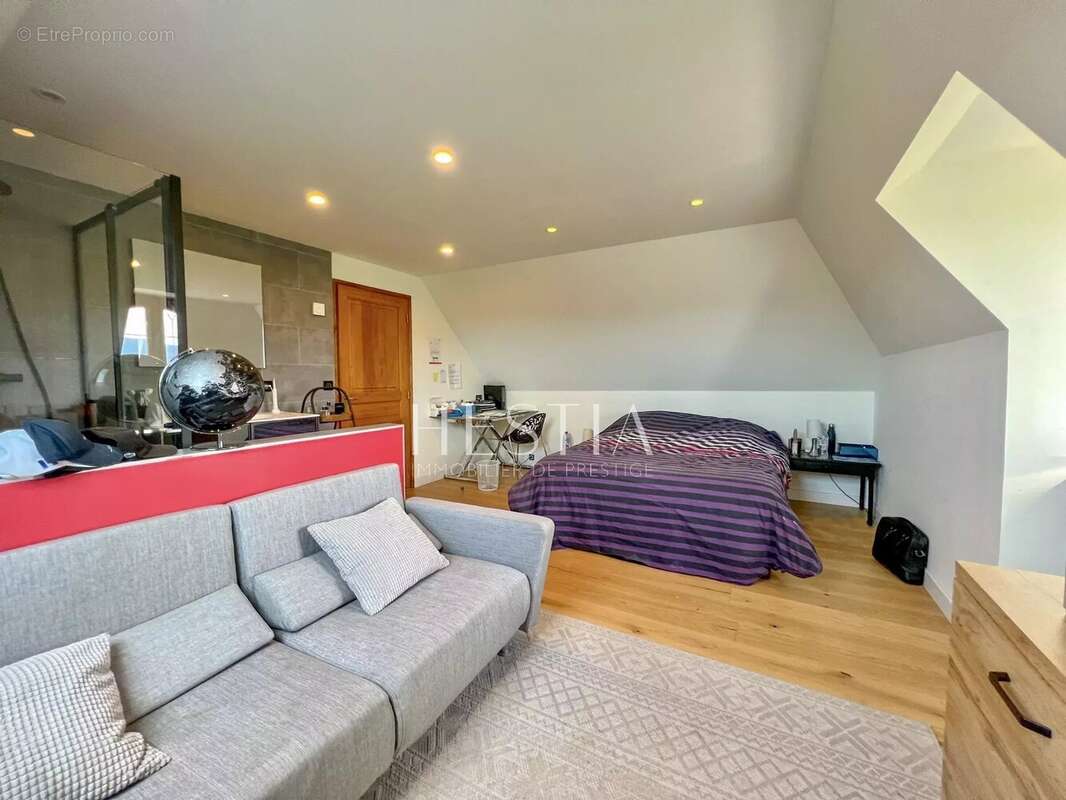 Maison à MARIGNY-SAINT-MARCEL