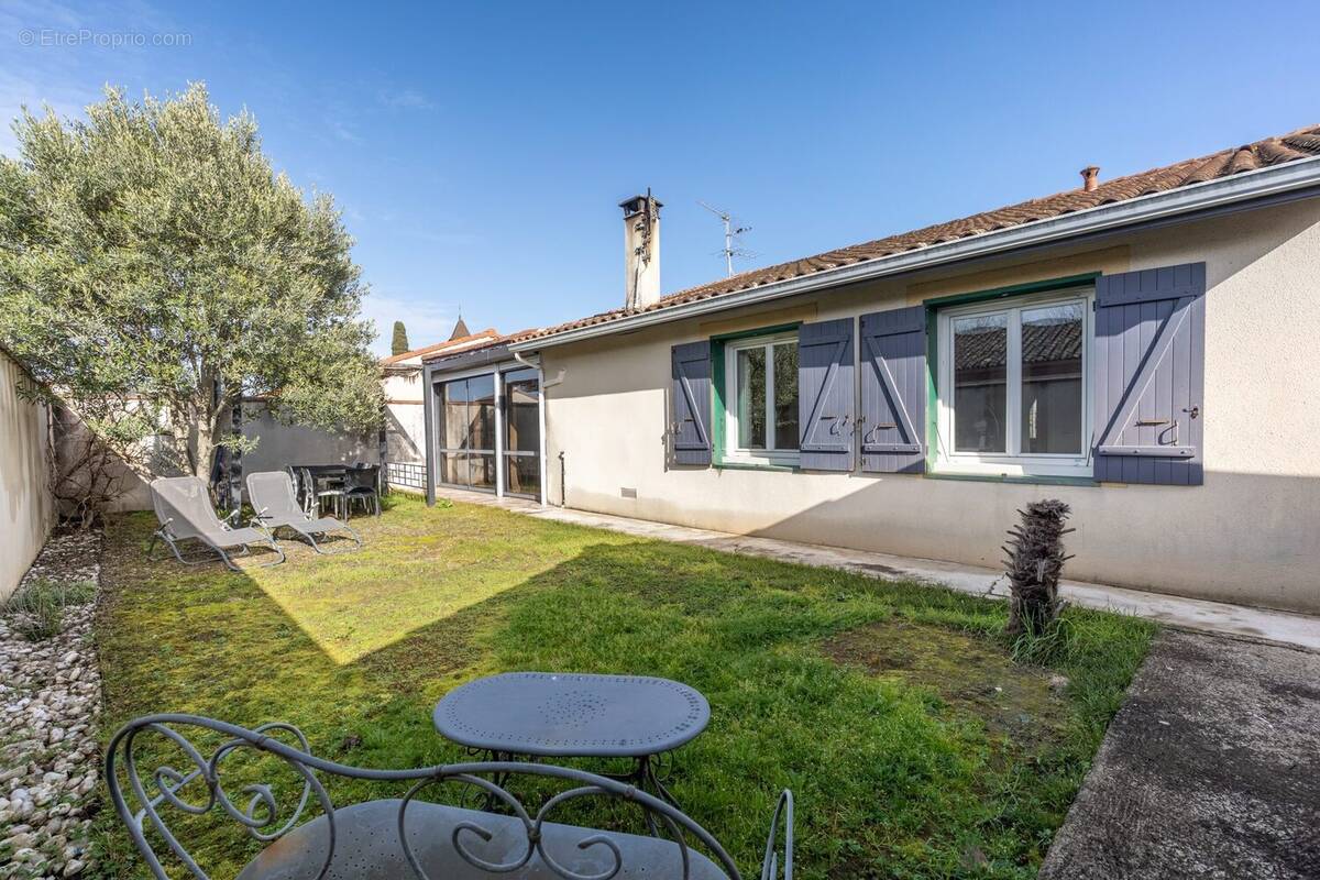 Maison à FENOUILLET